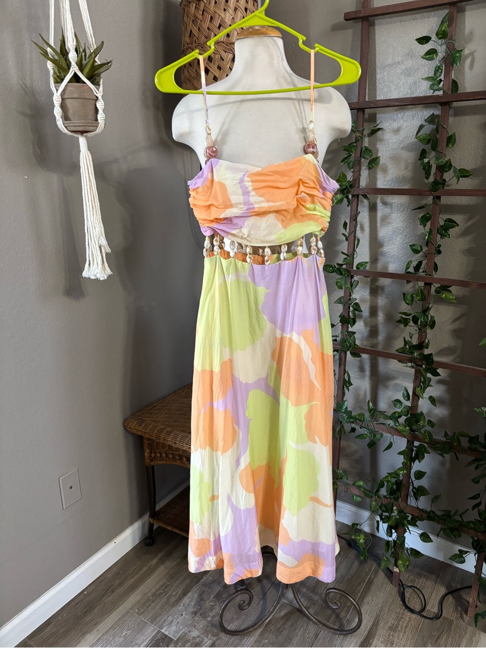 AMUR Georgie Beaded Waist Midi dress - Picture 5 of 16